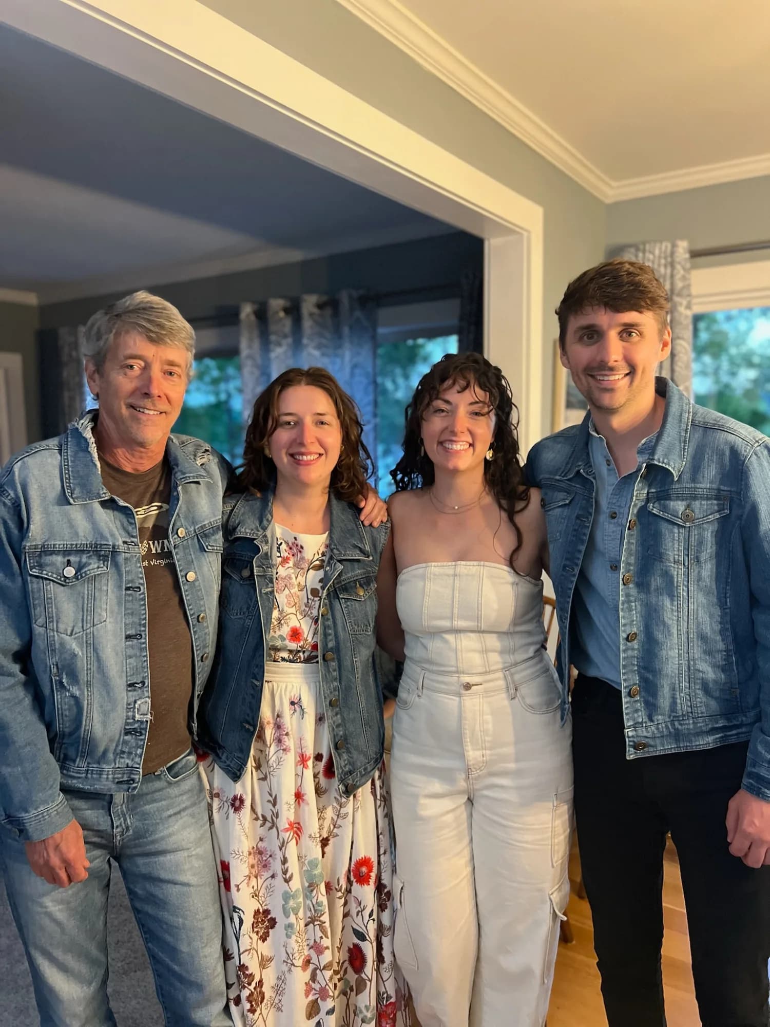 Family dinner photo 31